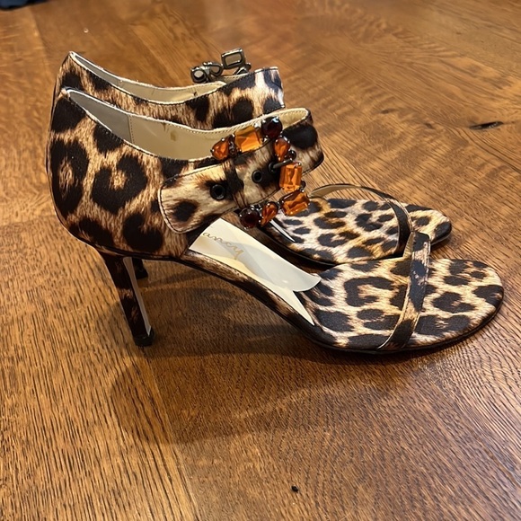 Will’s Fancy Women’s Heels Tan and Black Size 8 1/2 - Picture 5 of 7